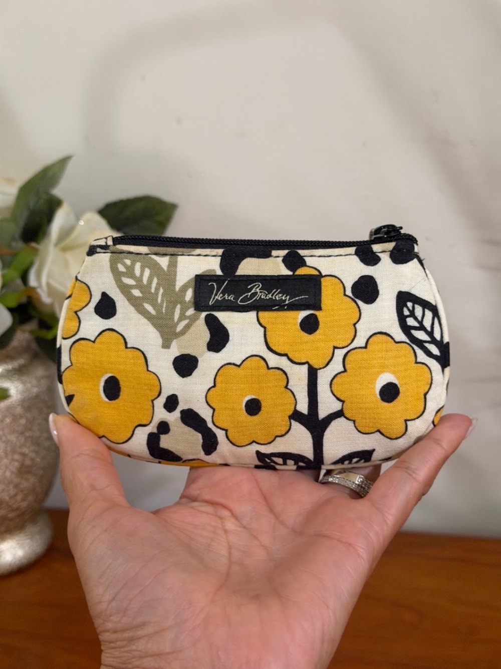Vera Bradley GO WILD Floral Clip Zip Window ID holder Coin Purse Mini Pouch